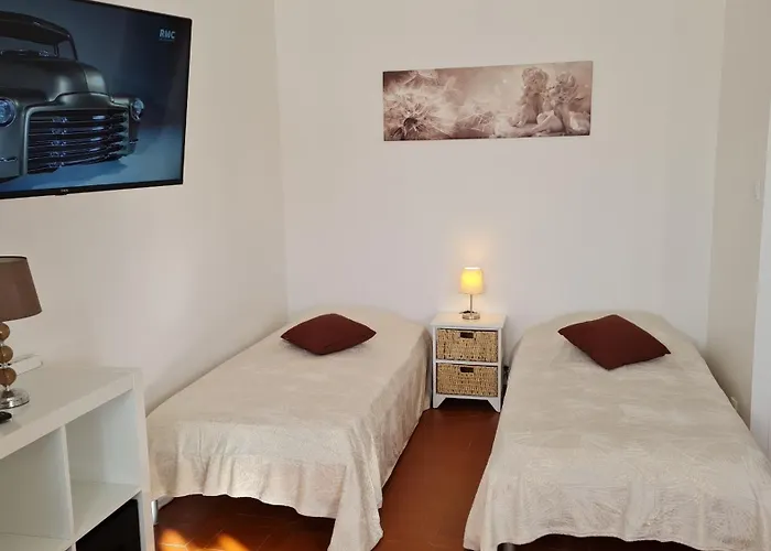 Apartment Superbes Du Parc Paradis Greoux-les-Bains